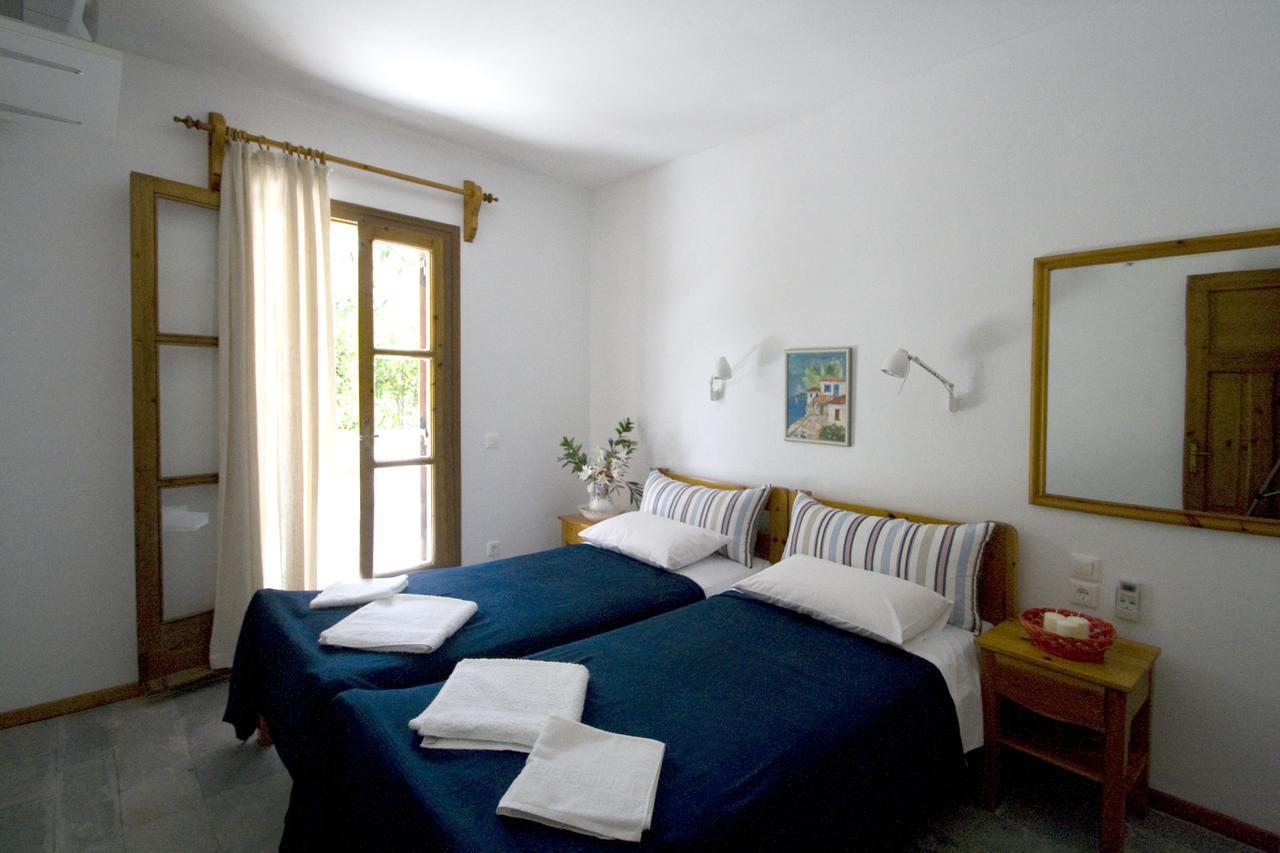 Villas Alexandra Skiathos Platanias  Ngoại thất bức ảnh